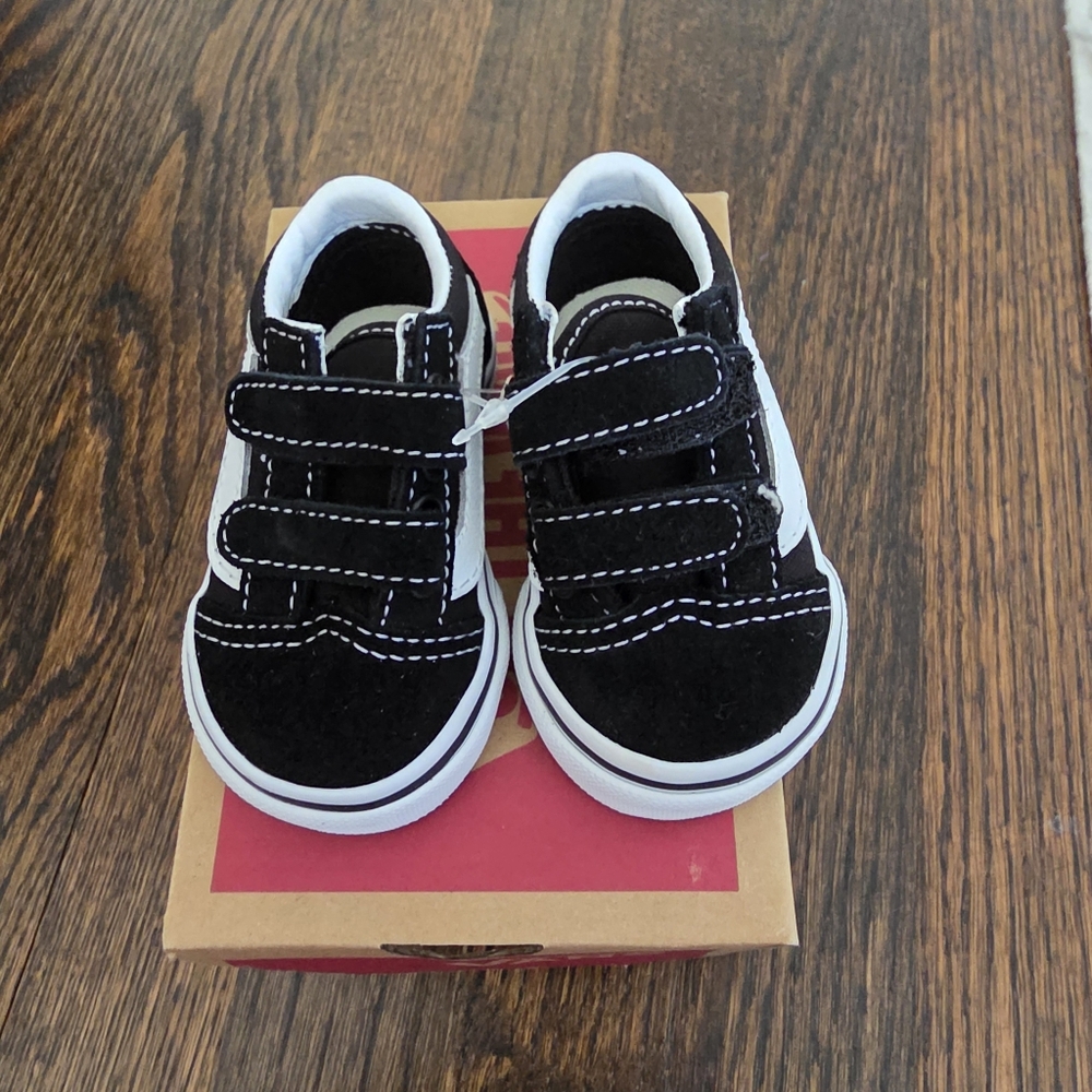 Vans Old Skool V Black Toddler 2